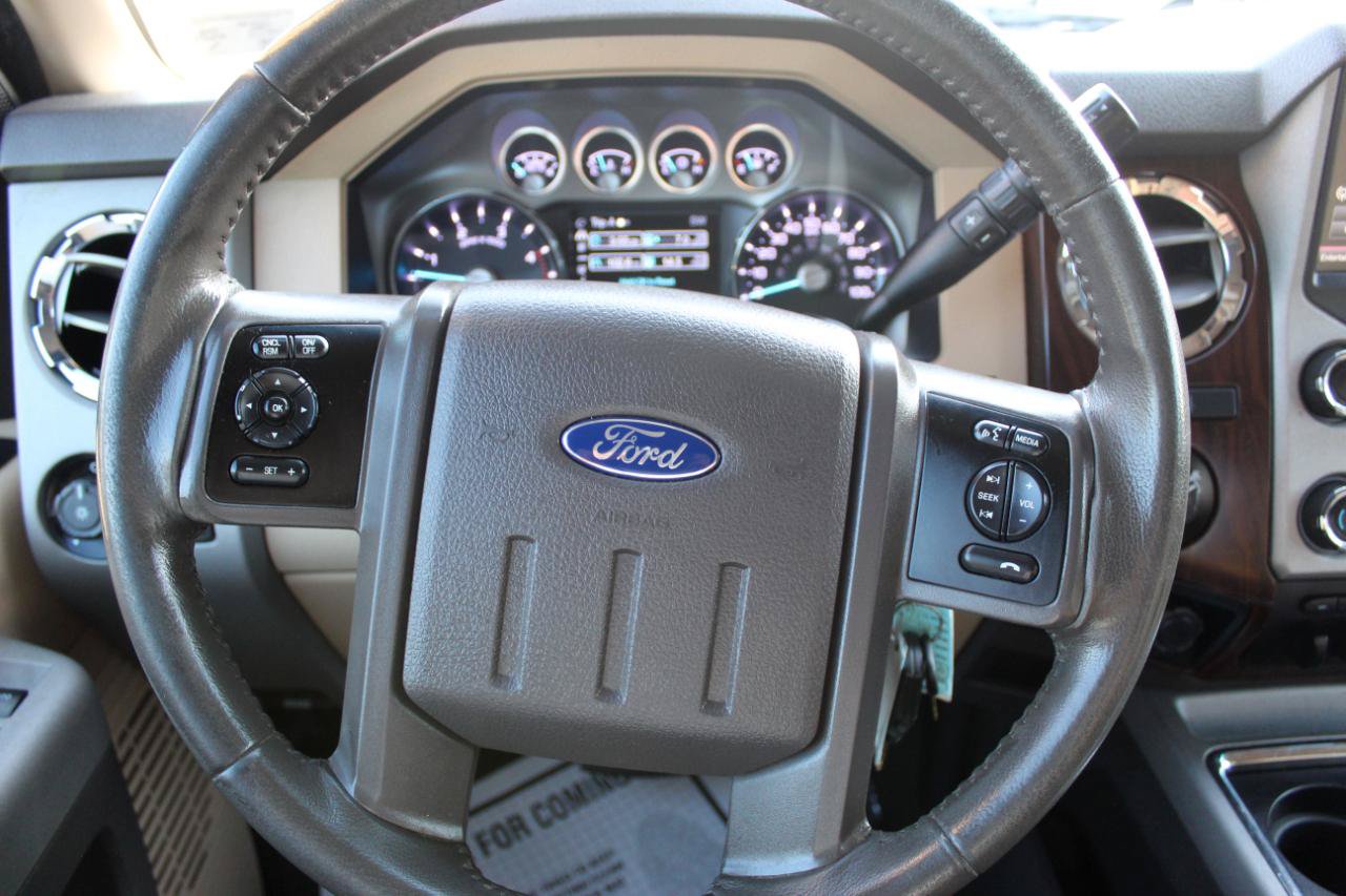 Used 2015 Ford F250 Lariat w/ Lariat Interior Package AWD/4WD image 22