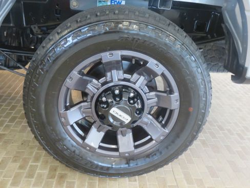 Used 2020 Ford F250 XL w/ STX Appearance Package AWD/4WD image 8