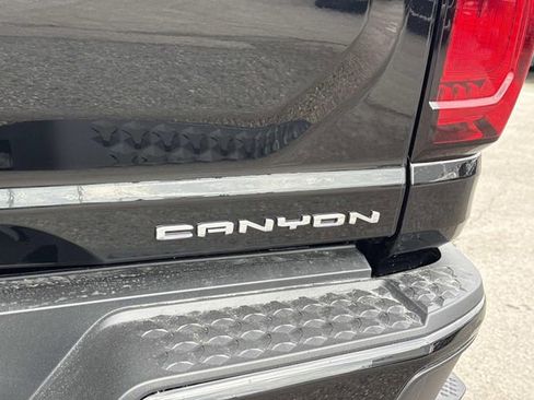 New 2026 GMC Canyon Denali image 5