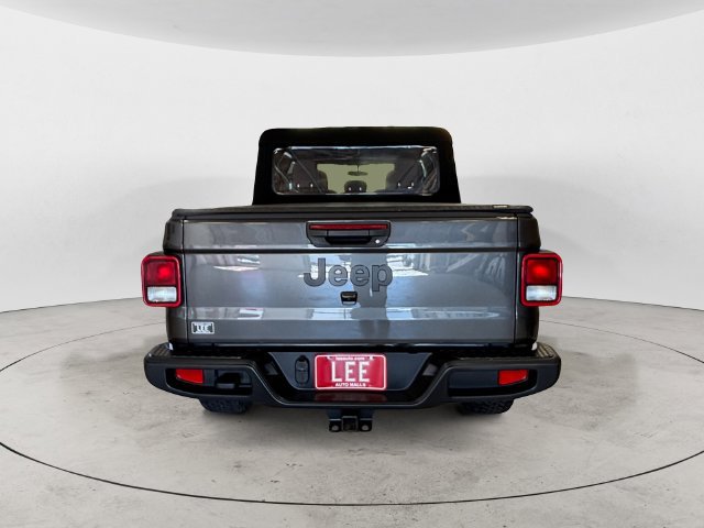 Used 2025 Jeep Gladiator Sport AWD/4WD image 5