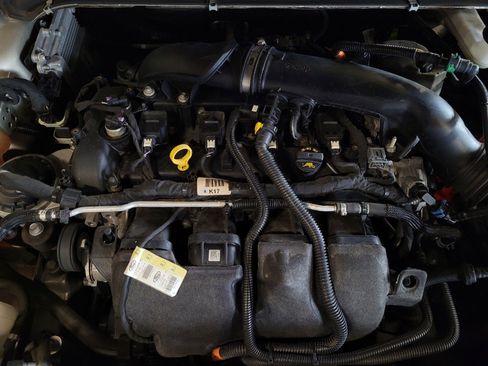 Used 2018 Ford Fusion SE w/ Fusion SE Technology Package FWD image 30