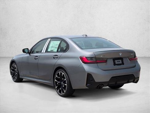 New 2026 BMW 330i xDrive Sedan w/ M Sport Package AWD/4WD image 9