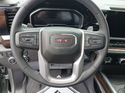 Used 2023 GMC Sierra 1500 Elevation w/ LPO, Elevation Black Package AWD/4WD image 7