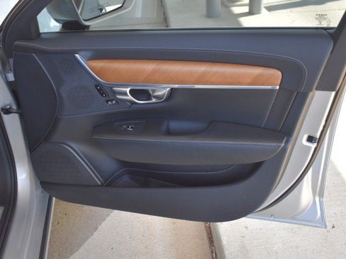 Used 2018 Volvo S90 T6 Inscription w/ Convenience Package AWD/4WD image 36