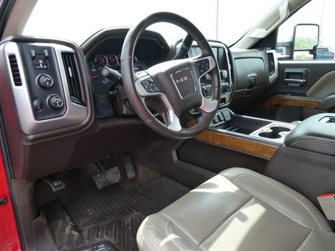 Used 2018 GMC Sierra 1500 SLT image 21