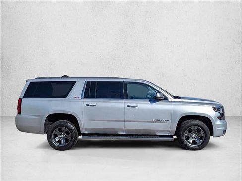 Used 2016 Chevrolet Suburban LT AWD/4WD image 4