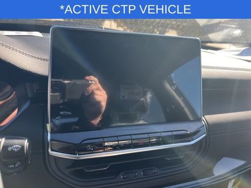 New 2026 Jeep Compass Latitude image 10