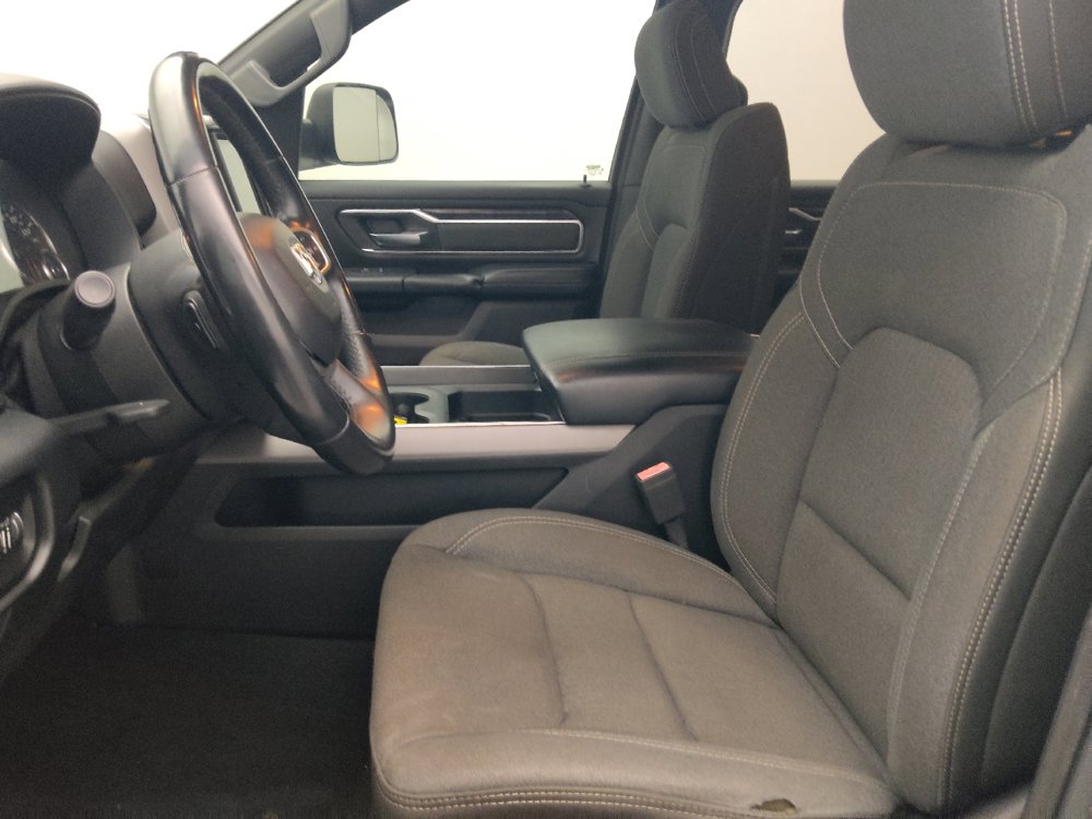 Used 2019 RAM 1500 Big Horn RWD image 17