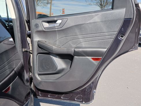 Used 2021 Ford Escape Titanium w/ Titanium Elite Package image 30