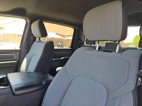 Used 2022 RAM 1500 Big Horn AWD/4WD image 9