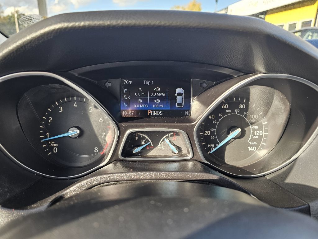 Used 2016 Ford Focus SE w/ Equipment Group 201A FWD image 34