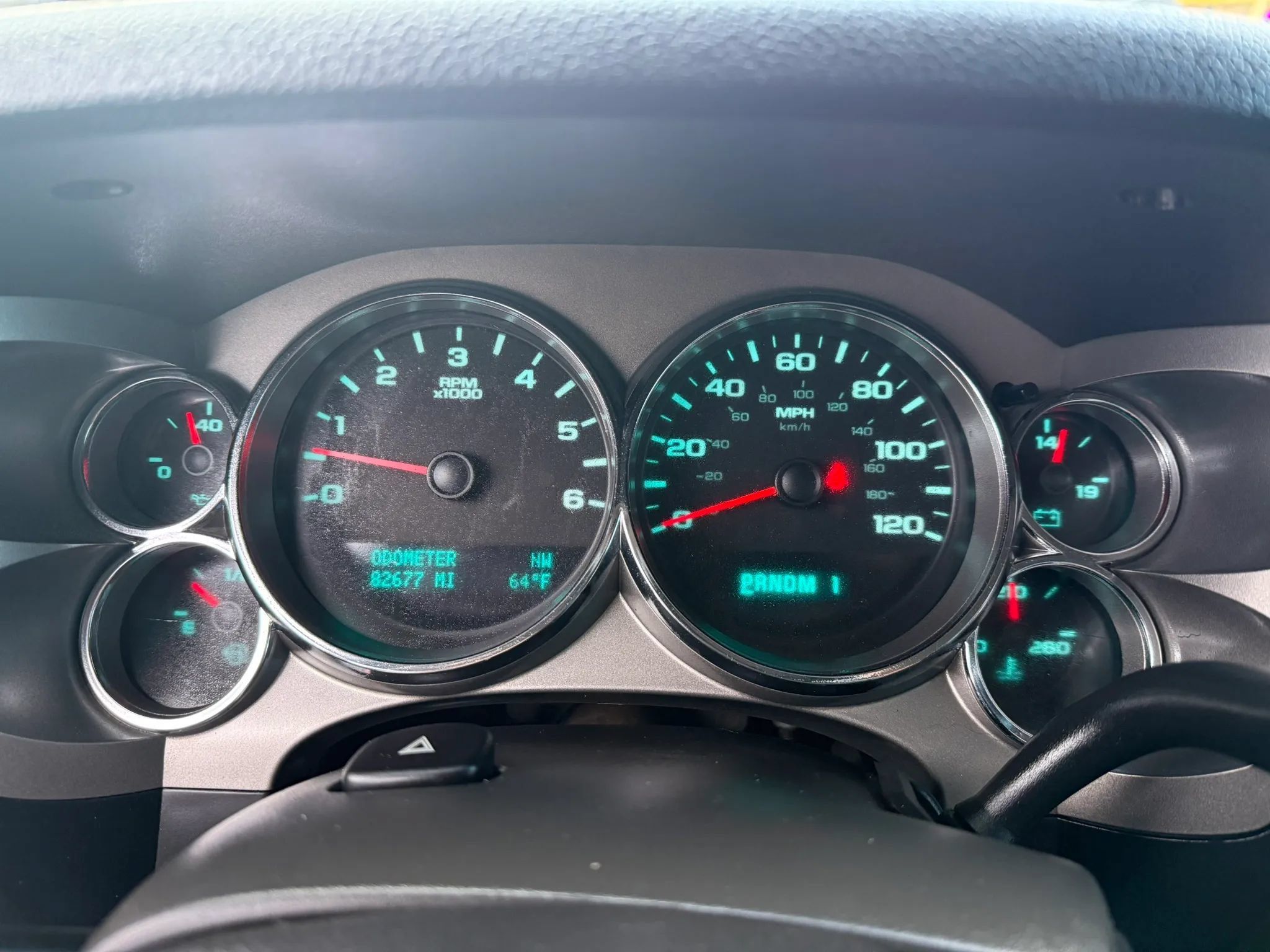 Used 2011 GMC Sierra 2500 SLE w/ SLE Preferred Package AWD/4WD image 23