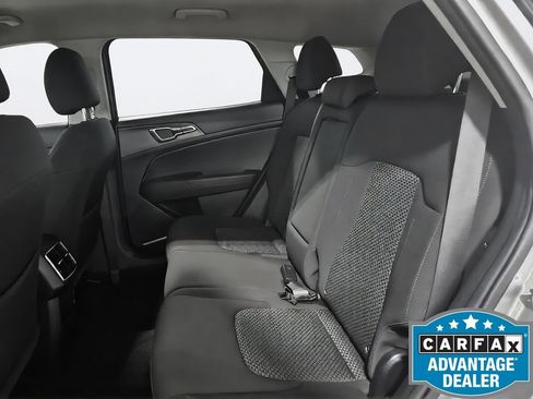 Used 2023 Kia Sportage LX FWD image 28