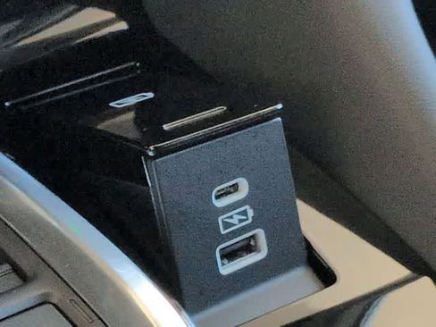 Certified 2026 Acura MDX w/Technology Package image 34