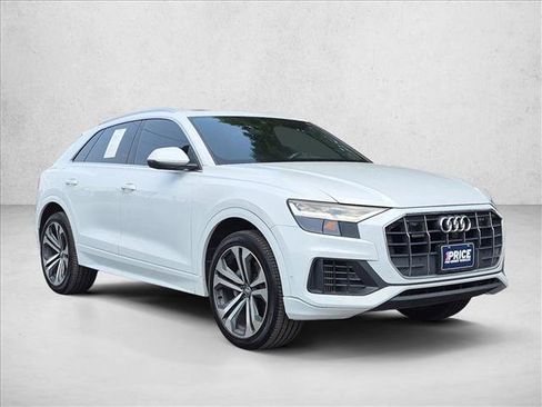 Used 2020 Audi Q8 Premium Plus w/ Premium Plus Package AWD/4WD image 3
