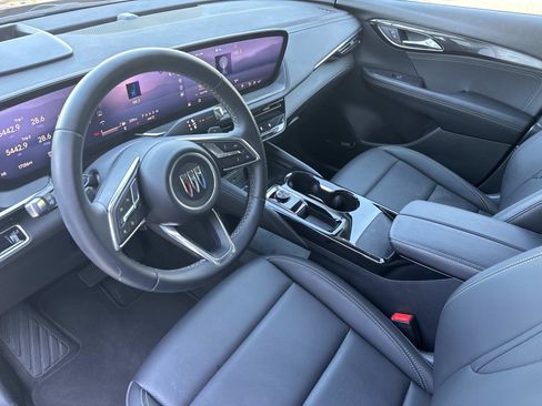 Used 2025 Buick Envision Preferred image 21