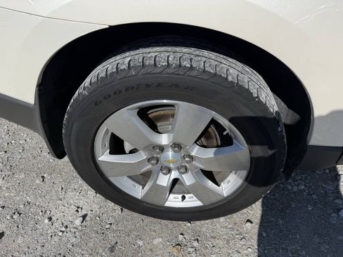 Used 2012 Chevrolet Traverse LTZ AWD/4WD image 11