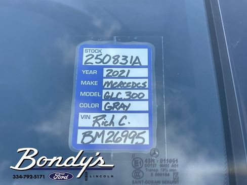Used 2021 Mercedes-Benz GLC 300 image 25