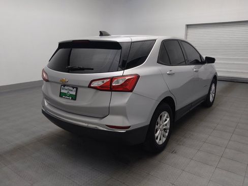 Used 2018 Chevrolet Equinox LS FWD image 9