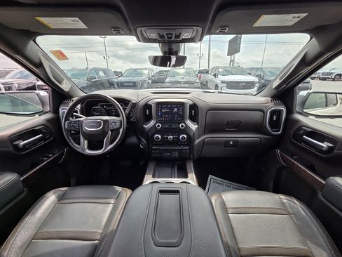 Used 2021 GMC Sierra 1500 Denali w/ Denali Ultimate Package AWD/4WD image 26