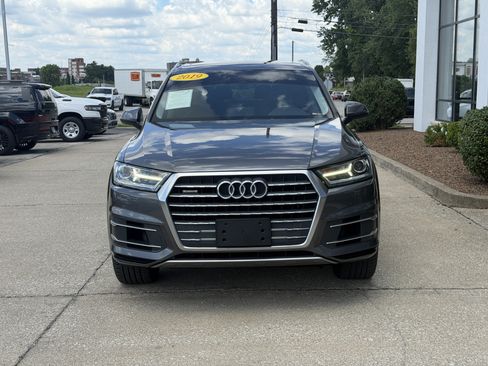 Used 2019 Audi Q7 3.0T Premium w/ Convenience Package AWD/4WD image 16