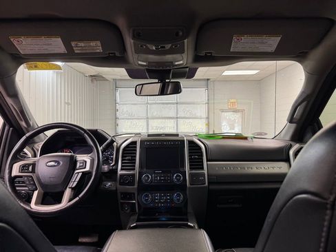 Used 2021 Ford F350 Lariat image 21