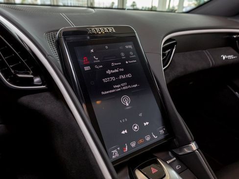 Used 2024 Ferrari Roma Spider image 20