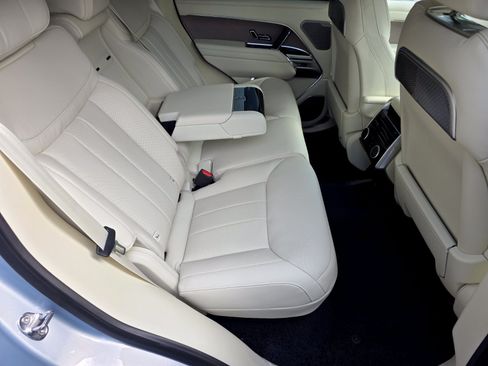 New 2026 Land Rover Range Rover Autobiography AWD/4WD image 5