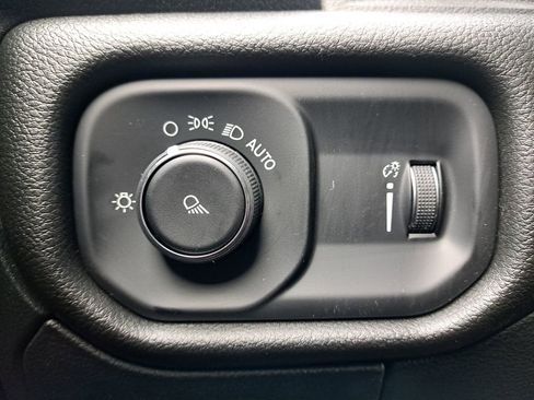 New 2025 RAM 1500 Tradesman AWD/4WD image 26