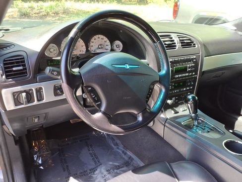Used 2003 Ford Thunderbird RWD image 12