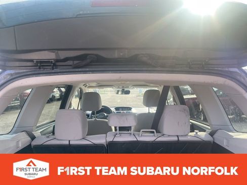 Used 2018 Subaru Forester 2.5i Premium w/ All-Weather Package image 9