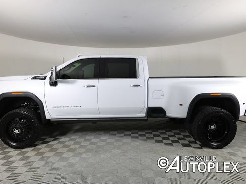 Used 2026 GMC Sierra 3500 Denali Ultimate AWD/4WD image 13
