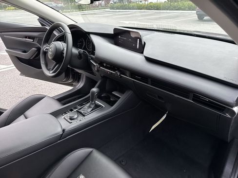 New 2026 MAZDA MAZDA3 2.5 S Sedan w/ Preferred Pkg image 33