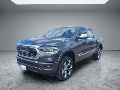 Used 2022 RAM 1500 Limited w/ Body Color Bumper Group AWD/4WD image 3