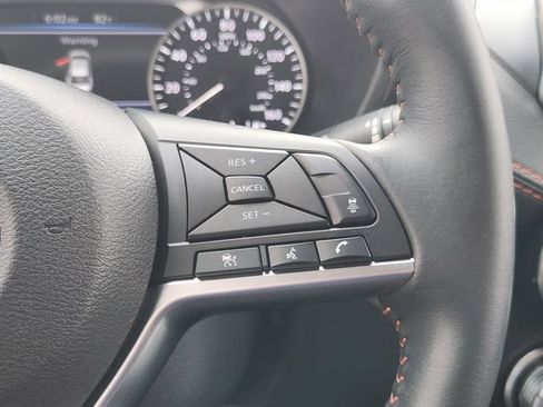 Used 2024 Nissan Sentra SR FWD image 23