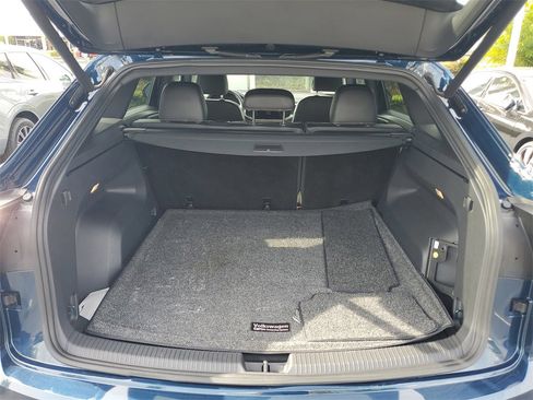 Used 2022 Volkswagen Atlas Cross Sport SE image 8