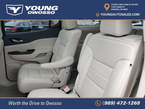 Used 2023 GMC Acadia Denali w/ Denali Ultimate Package AWD/4WD image 30