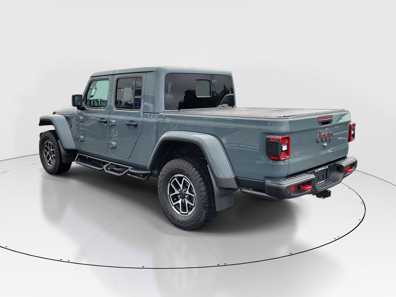 Used 2026 Jeep Gladiator Rubicon AWD/4WD image 3