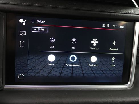 Used 2024 GMC Yukon XL Denali image 53