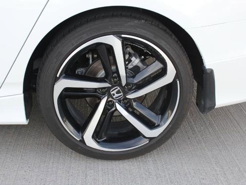 Used 2022 Honda Accord Sport image 39