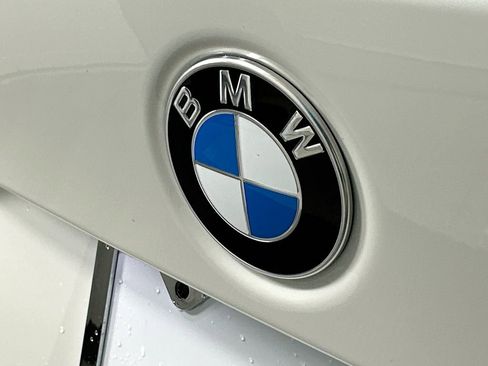 Used 2026 BMW 330i Sedan w/ Convenience Package image 22
