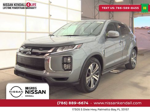 Used 2023 Mitsubishi Outlander Sport SE image 1
