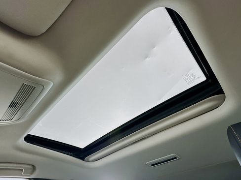 Used 2024 MAZDA CX-90 3.3 Turbo w/ Preferred Plus image 25