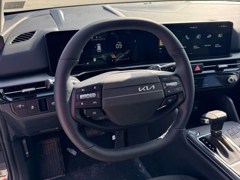 New 2026 Kia Sportage LX AWD/4WD image 12