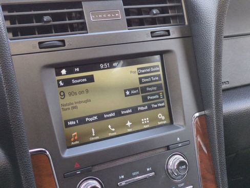 Used 2016 Lincoln Navigator Select image 31