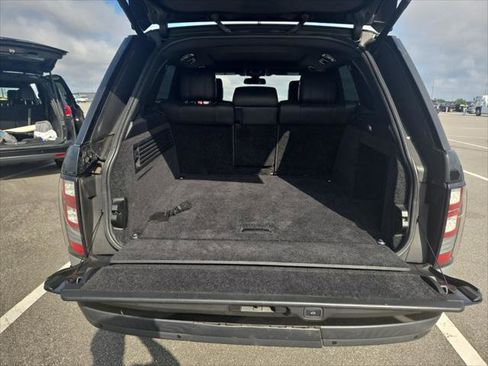Used 2016 Land Rover Range Rover HSE image 19