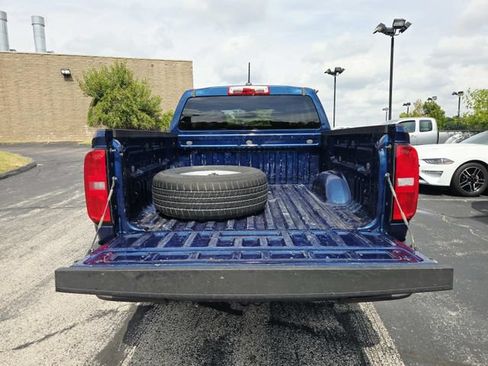 Used 2020 Chevrolet Colorado LT AWD/4WD image 12