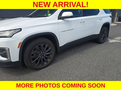 Used 2023 Chevrolet Traverse RS AWD/4WD image 11