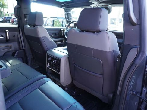 Certified 2025 GMC Hummer EV 2X w/ LPO, Dark Essentials Package image 9