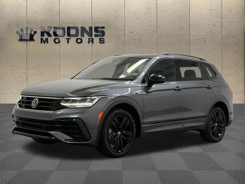 Used 2022 Volkswagen Tiguan SE R-Line FWD image 1